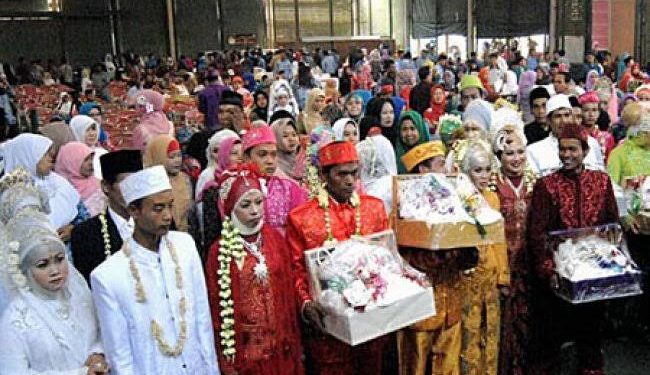 Nikah Massal Tetap berlangsung, Meski Jakarta Diguyur Hujan