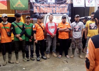 WMI CARE: Tak Ada Libur Untuk Bantu Warga Cileuksa