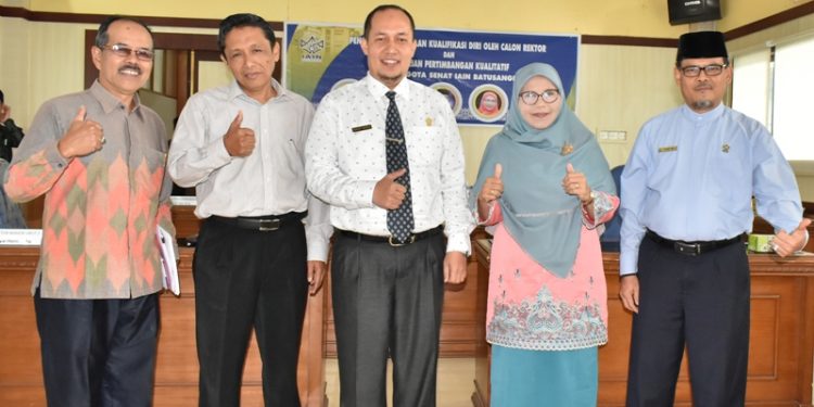 Lima Bakal Calon Rektor IAIN Batusangkar Sampaikan Visi Misi