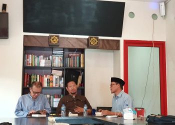 Beberkan Pengalaman Menjadi Takfiri, Haris Amir Falah Luncurkan Buku