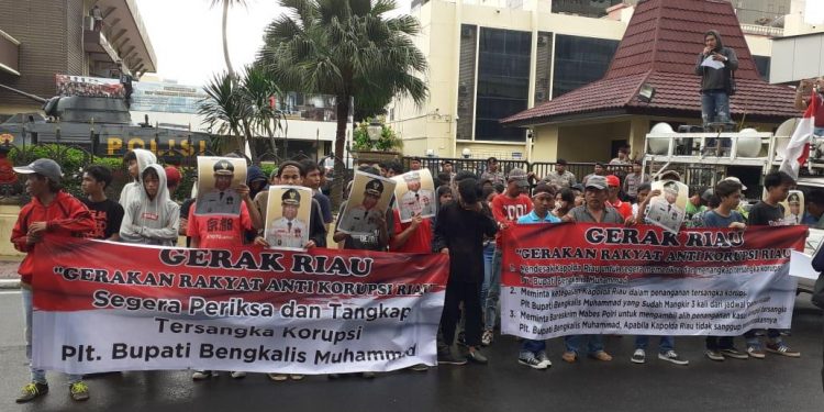 Gerak Riau Desak Polisi Tangkap Muhammad