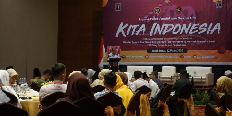 BNPT-FKPT Gelar Workshop Dan Ajari Pelajar Di Tanah Datar Membuat Video Antiradikal