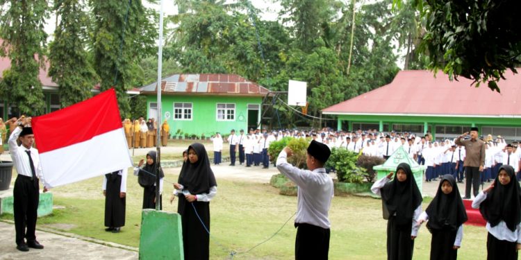 Terkait COVID-19, Wabup Zuldafri Darma Ingatkan Pelajar Selalu Waspada