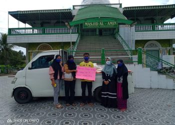 Bersama Perangi Corona, Remaja Masjid Al-Amin Piliang Lima Kaum Bagikan Hampir 1,5 Ton Beras