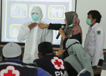 Protokol Covid-19, Relawan PMI Tanah Datar Simulasi Penyelenggaraan Jenazah