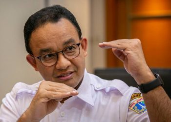 Dijegal Sejumlah Menteri, Anies Banjir Pembelaan