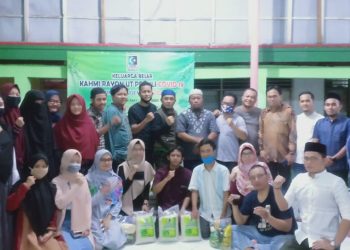 KAHMI RAYON UT Berbagi Hadapi covid-19