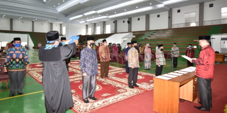 Delapan Pejabat Baru Dilingkungan IAIN Batusangkar Dilantik
