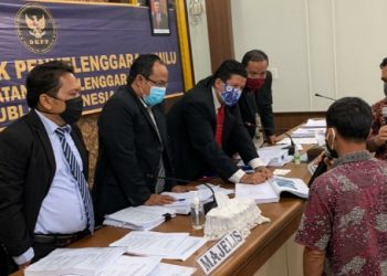 Dugaan Judi dan Kaos, Seret Jajaran KPU Humbang Hasundutan ke Hadapan DKPP