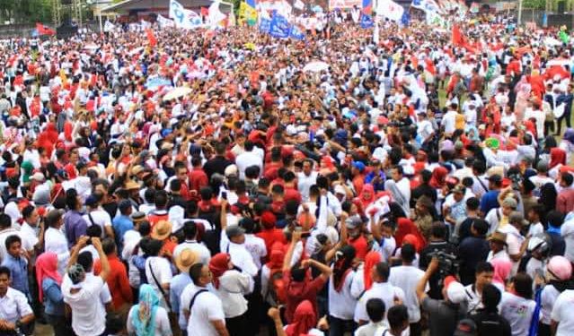 Demokrasi: Dari Cukong, Oleh Cukong, Untuk Cukong!