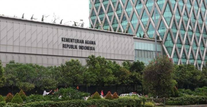Menag Positif Covid-19, Akses Masuk Kantor Kemenag Dibatasi