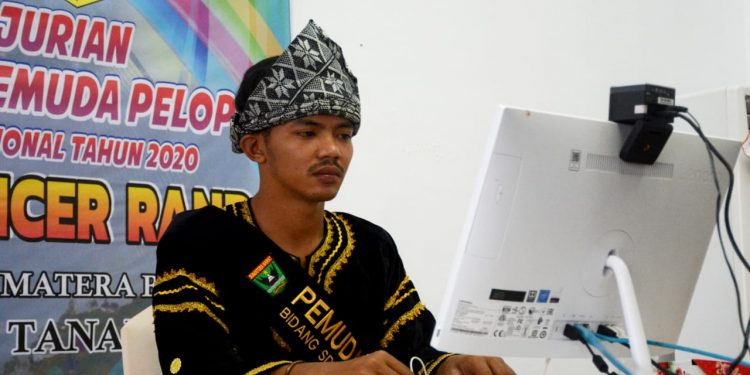 Reza Cancer Randa, Masuk Nominasi Tujuh Besar Pemuda Pelopor Nasional