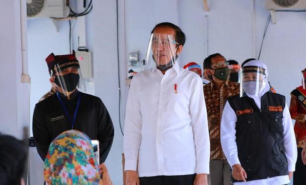Pastikan Gratis, Presiden Jokowi Ajak Masyarakat Ikuti Vaksinasi COVID-19