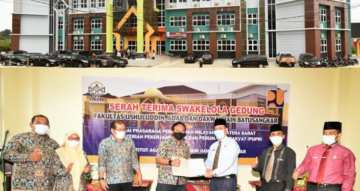 Gedung FUAD IAIN Batusangkar Diswakelolakan, Kementerian PUPR Serah Terima Dengan Rektor