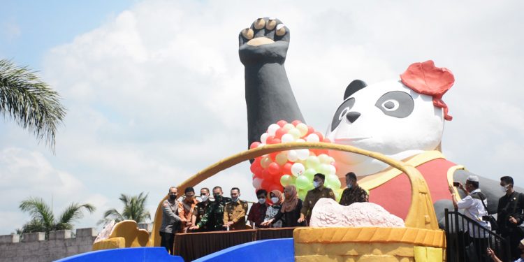Emersia Water Park Soft Opening, Kini Wisata Baru Hadir Di Tanah Datar