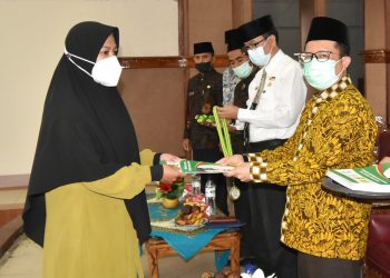 Berkolaborasi, IAIN Batusangkar Lantik 20 Guru Tahfizh Profesional