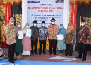 Permudah Layanan Masyarakat, Bupati Eka Putra Launching Pelayanan Publik Diujung Jari