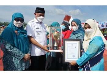 Dasawisma Mawar I Bukit Barisan Nagari Tigo Jangko Tanah Datar Juara I Tingkat Provinsi Sumatera Barat