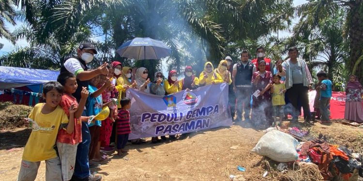 Jelang Ramadhan, Gebu Minang dan Bundo Kanduang Lampung Serahkan Bantuan Korban Gempa Pasaman dan Pasbar