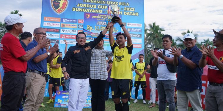 Bupati Eka Putra Resmi Menutup Jordus Cup XVIII, Persiju Telabang Tuai Kemenangan