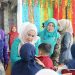 Prihatin Ancaman Stunting, Ketua TPPKK Ny. Lise Eka Putra Serahkan Bantuan Susu Formula Bagi Balita
