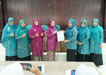 TPPKK Prov Sumbar Laksanakan Bimtek, Ny. Lise Eka Putra Minta Kader Ikuti Dengan Serius