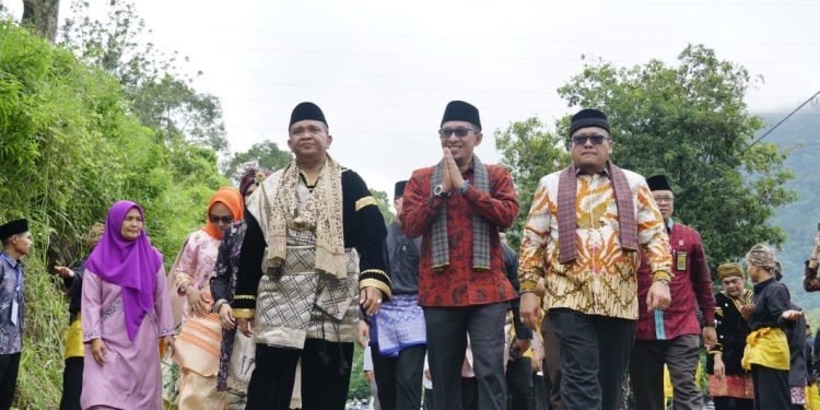 Istimewa, Pengukuhan KAN Pagaruyung Dihadiri Wamenaker RI
