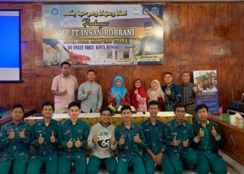 Pengajar FH UNIB Berikan Edukasi Hukum, Kenakalan Remaja dan Pentingnya Investasi Kepada Siswa