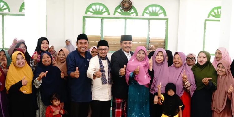 Jamaah Masjid Shofiya Cubadak Syukuran Dan Do’a Bersama Bupati Eka Putra