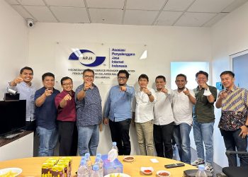 CSR Indosat Hibahkan Link 1 Gbps untuk APJII Sulampua