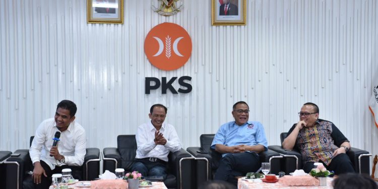 Talkshow PKS: Mencari Format Hubungan Industri Berkeadilan