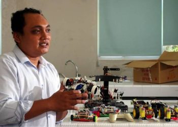 Pemuda Surabaya Dorong Generasi Muda Maju Lewat Robotika