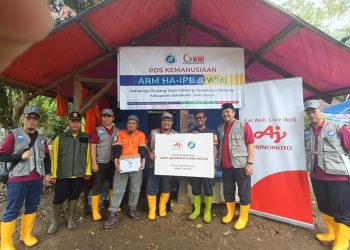 ARM HA-IPB Serahkan Huntara dan Paket Bantuan Bencana Sukabumi