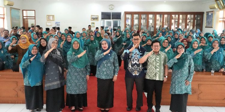 Perkuat Koordinasi Dan Samakan Persepsi, TPPKK Rakor Dengan Camat Dan Wali Nagari Se Tanah Datar