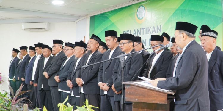 Lantik Pengurus Baru DDII 2025–2030, Didin Hafidhuddin Tekankan Amanat dan Kompetensi Dakwah