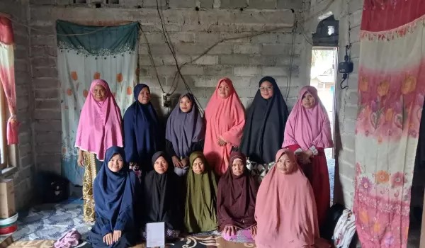 Kiprah Daiyah DDII di Pedalaman, Ustadzah Ila Beri Warna Baru di Tanasump