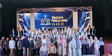 Wisuda 73 Santri SHQ, UBN: Al-Qur’an Harus Diamalkan Sepanjang Hayat
