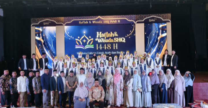 Wisuda 73 Santri SHQ, UBN: Al-Qur’an Harus Diamalkan Sepanjang Hayat